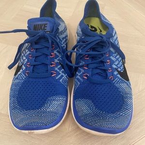 Nike free 4.0 flyknit royal blue with black and orange